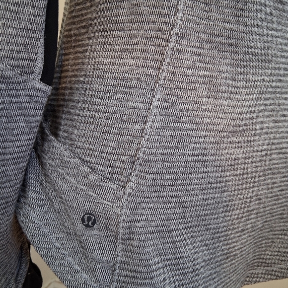 Lululemon Base Runner 1/2 Zip Heathered Herringbone Jacket Size 12 - Picture 5 of 13